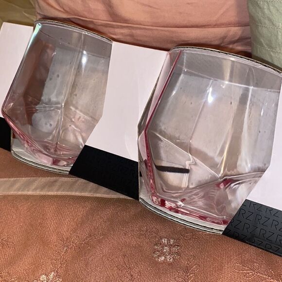 NWT! Rachel Zoe Pink Faceted Wine Gl… - Picture 9 of 9